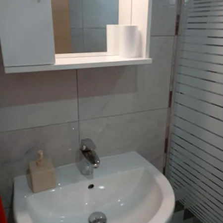 Cristi Apartment *